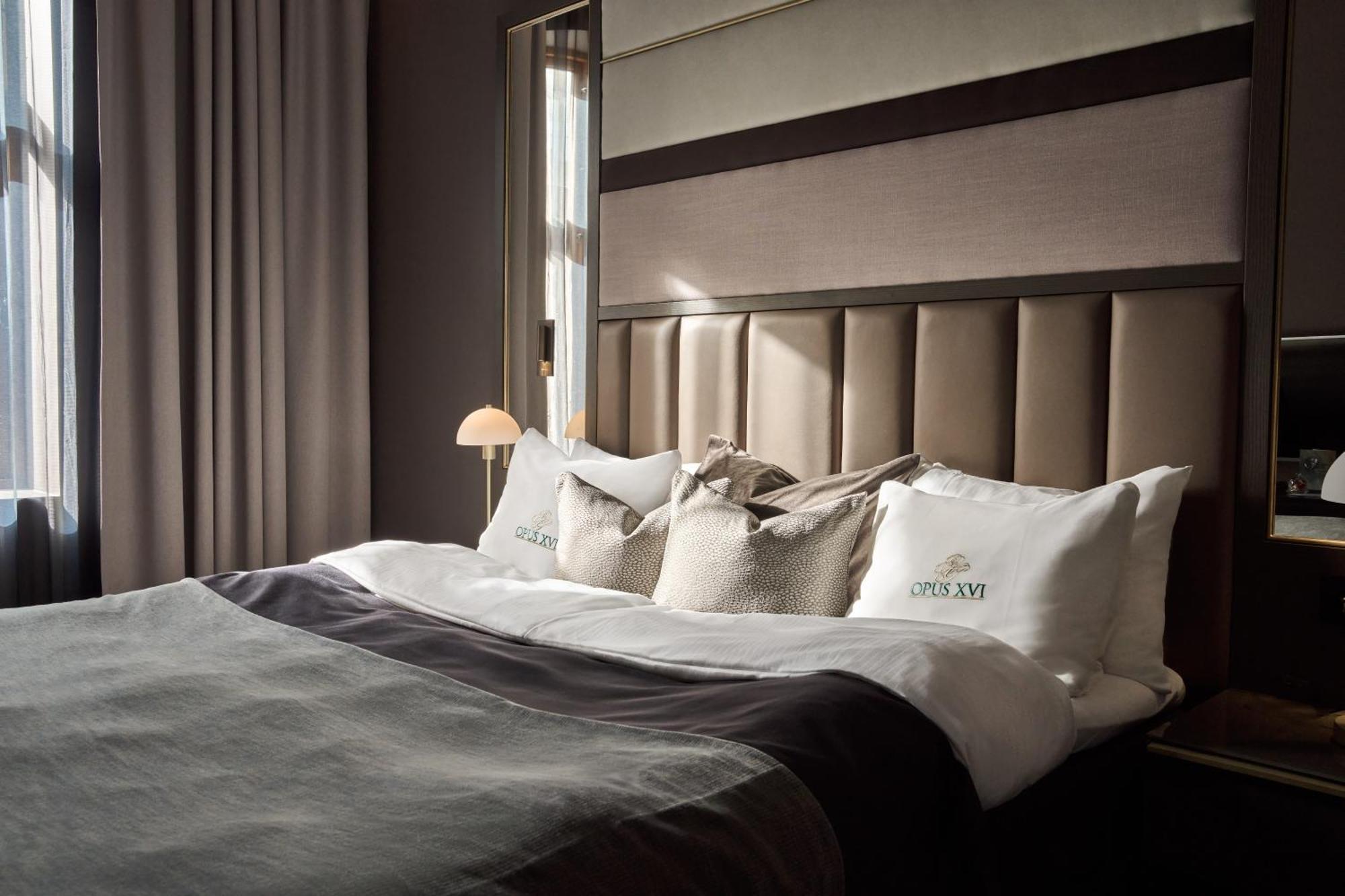 Opus 16 Hotel Bergen Exterior photo A bedroom at the hotel