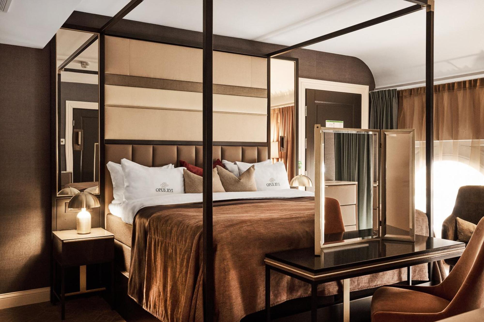 Opus 16 Hotel Bergen Exterior photo A bedroom at the Mandarin Oriental, London