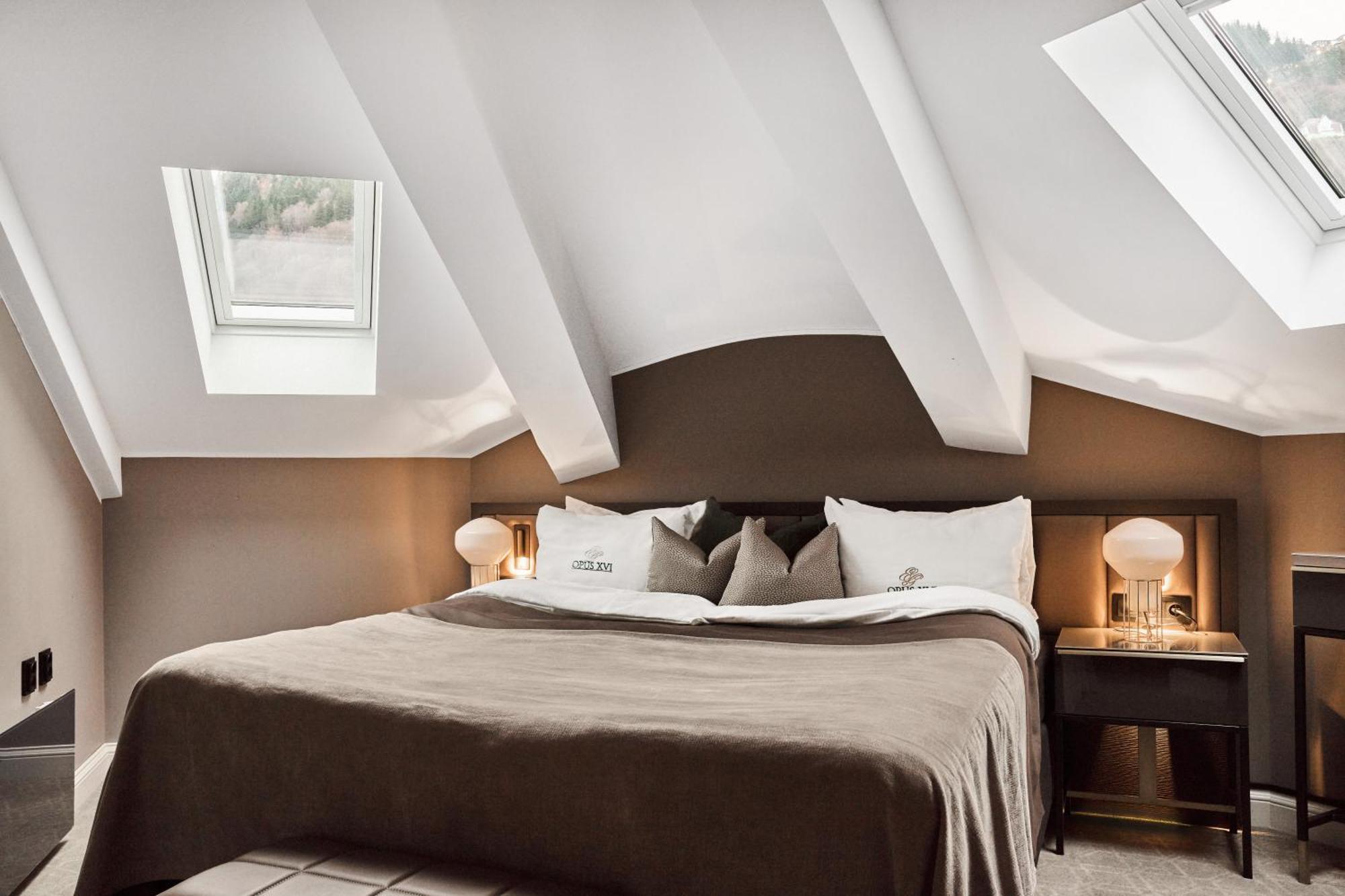Opus 16 Hotel Bergen Exterior photo A bedroom at the hotel
