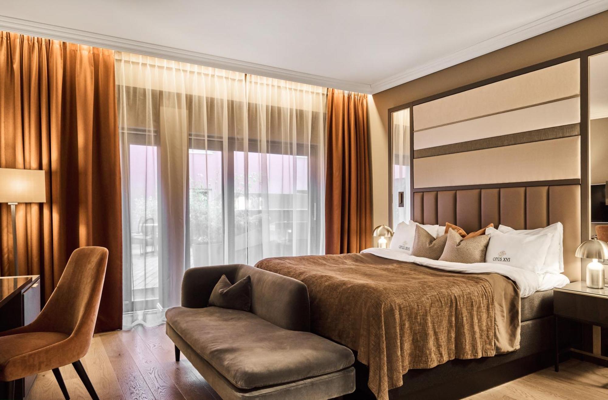 Opus 16 Hotel Bergen Exterior photo A bedroom at the hotel