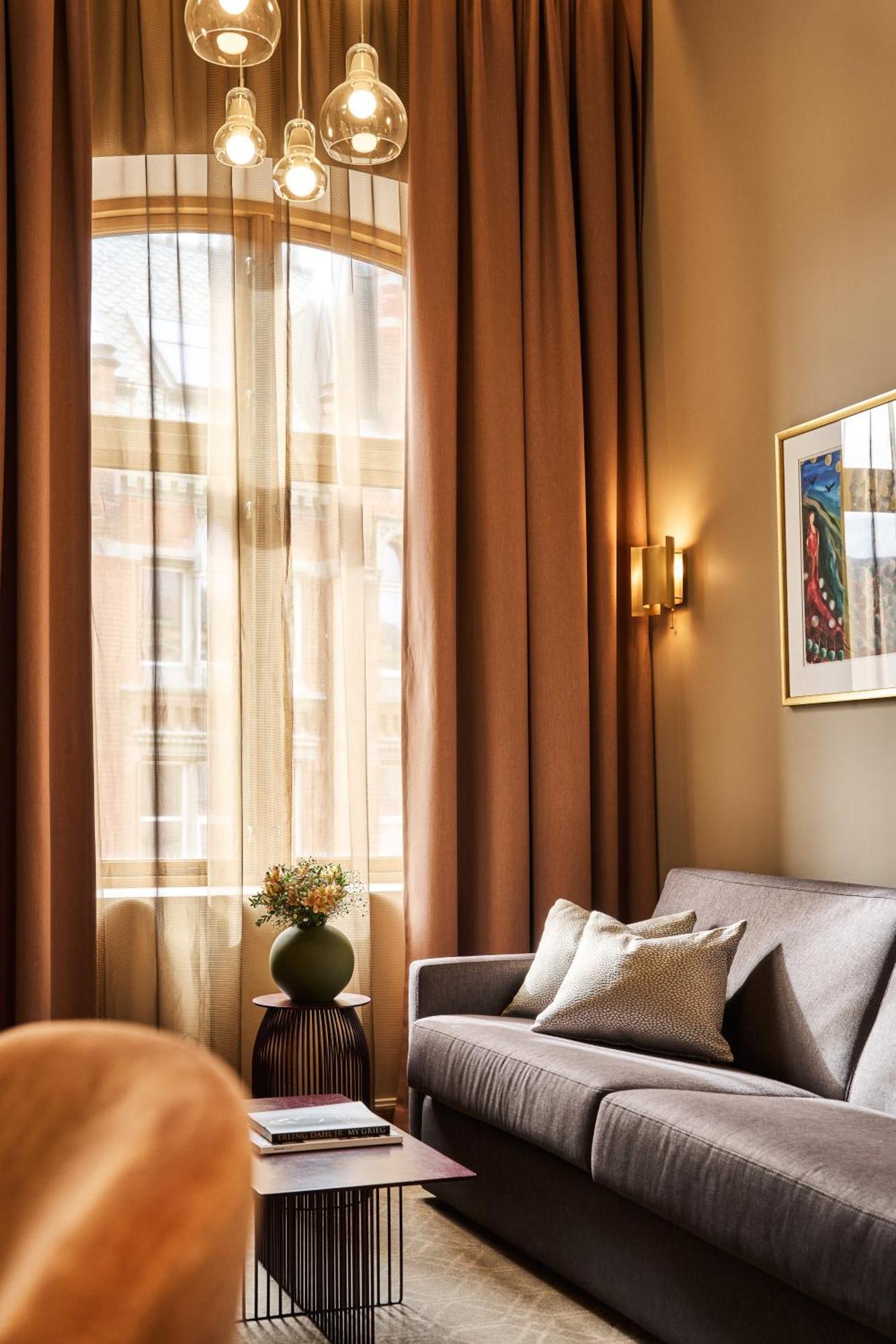 Opus 16 Hotel Bergen Exterior photo Curtains