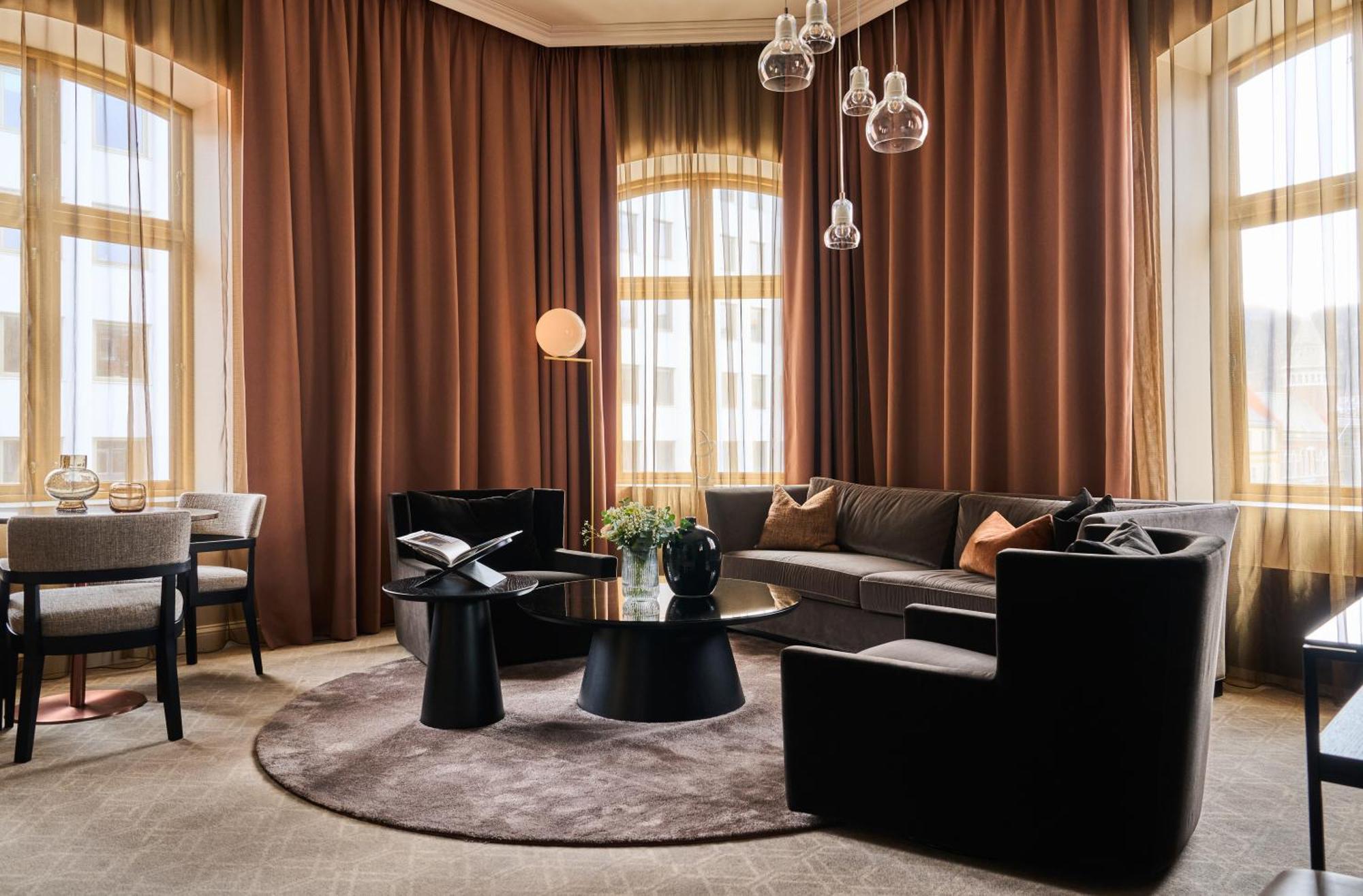 Opus 16 Hotel Bergen Exterior photo Interior of a suite at the Mandarin Oriental, Munich